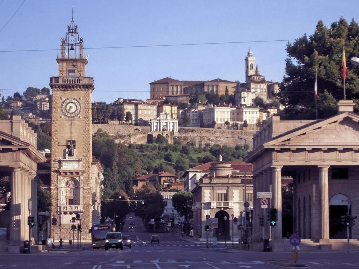Bergamo Inn 15 Экстерьер фото The Piazza Garibaldi